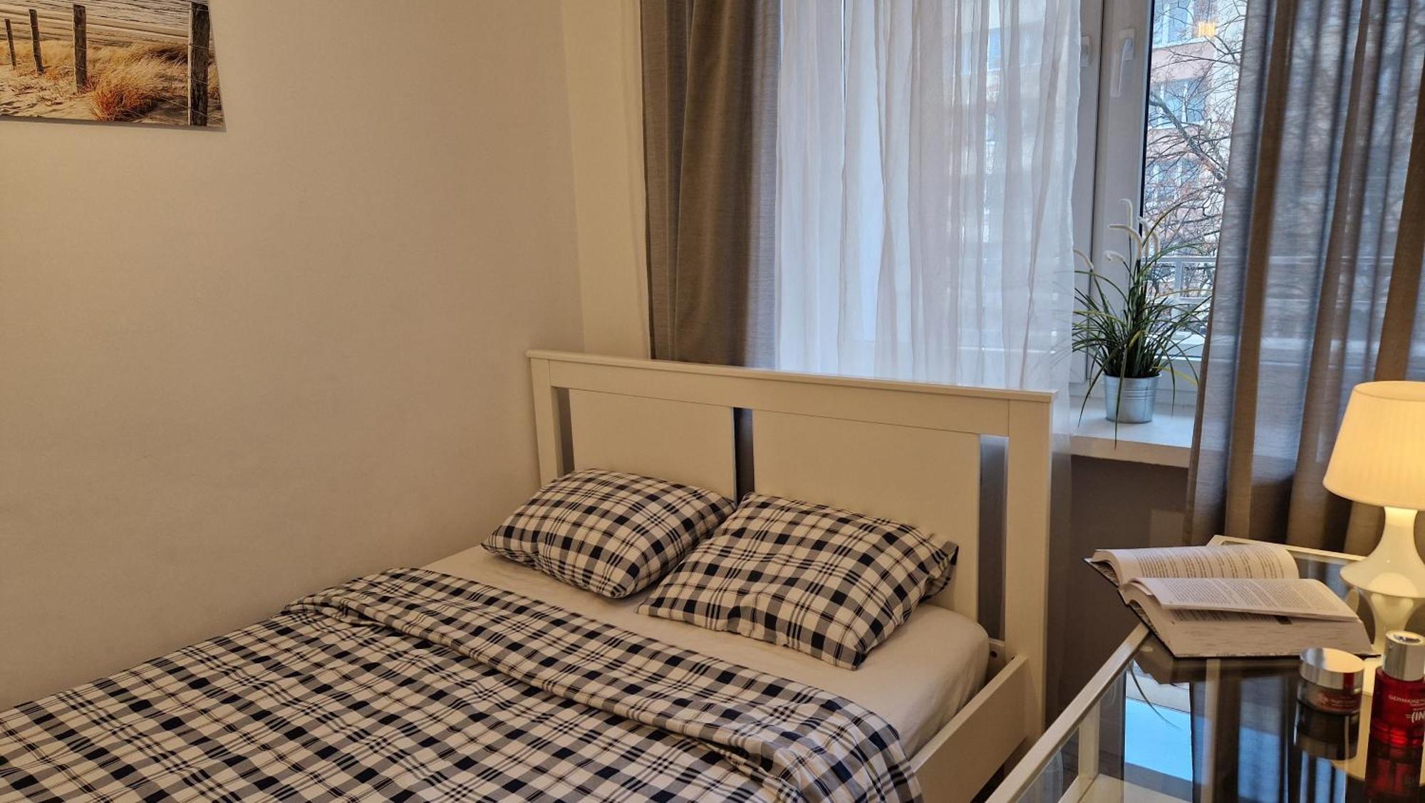 Krolewska Centrum Apartament 4X Варшава Екстериор снимка